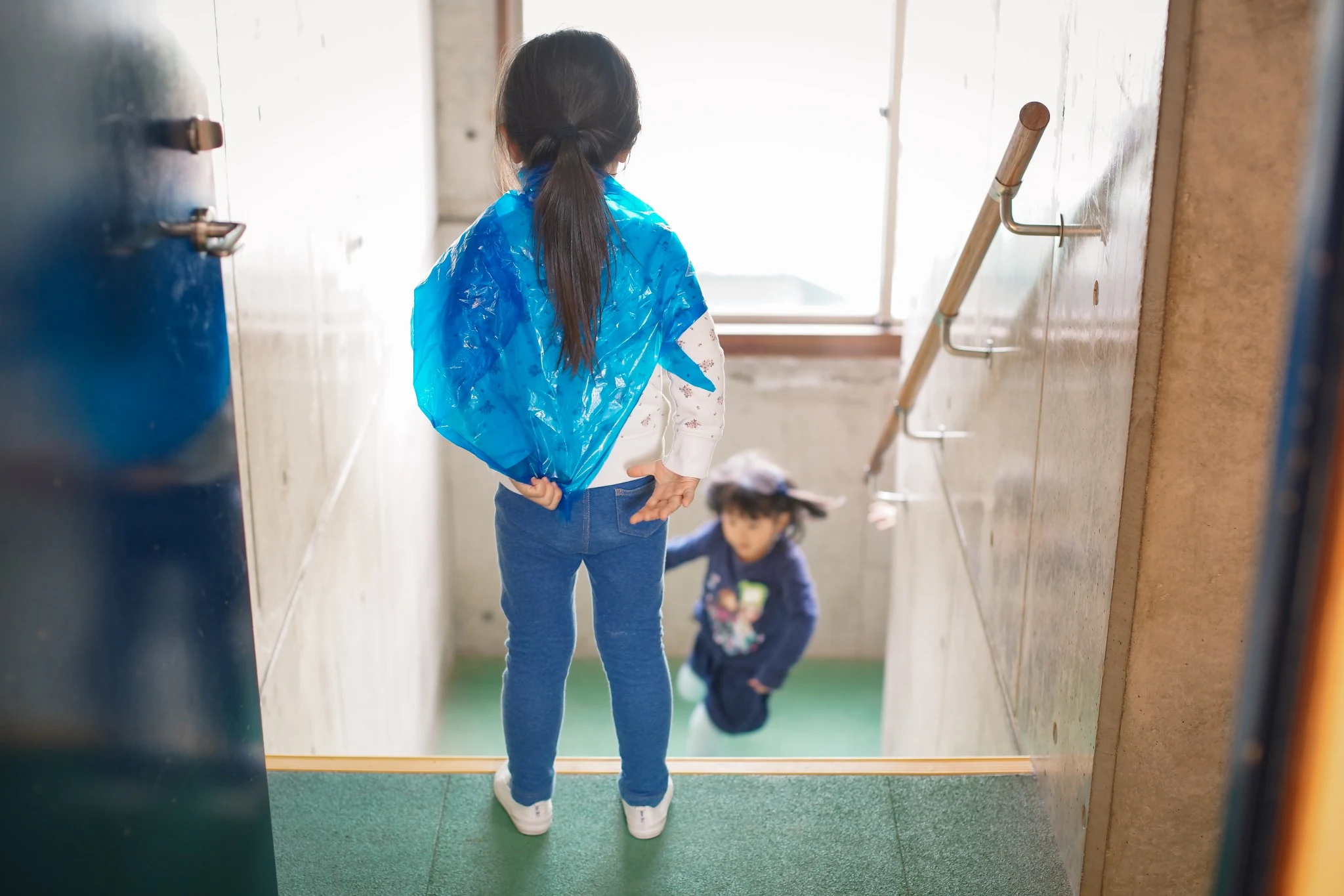 先生と子どものふれあい